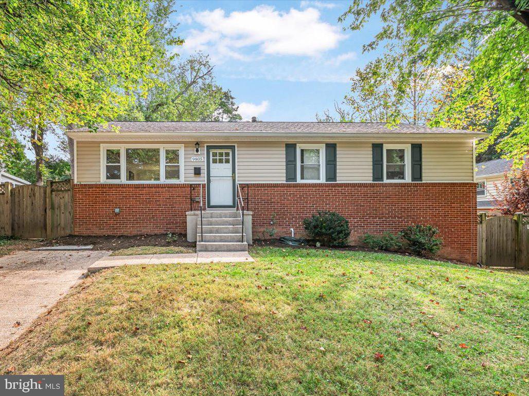 9805 GARDINER AVENUE