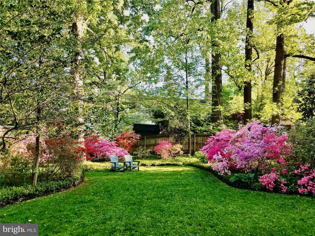 1300 HIGHLAND DRIVE