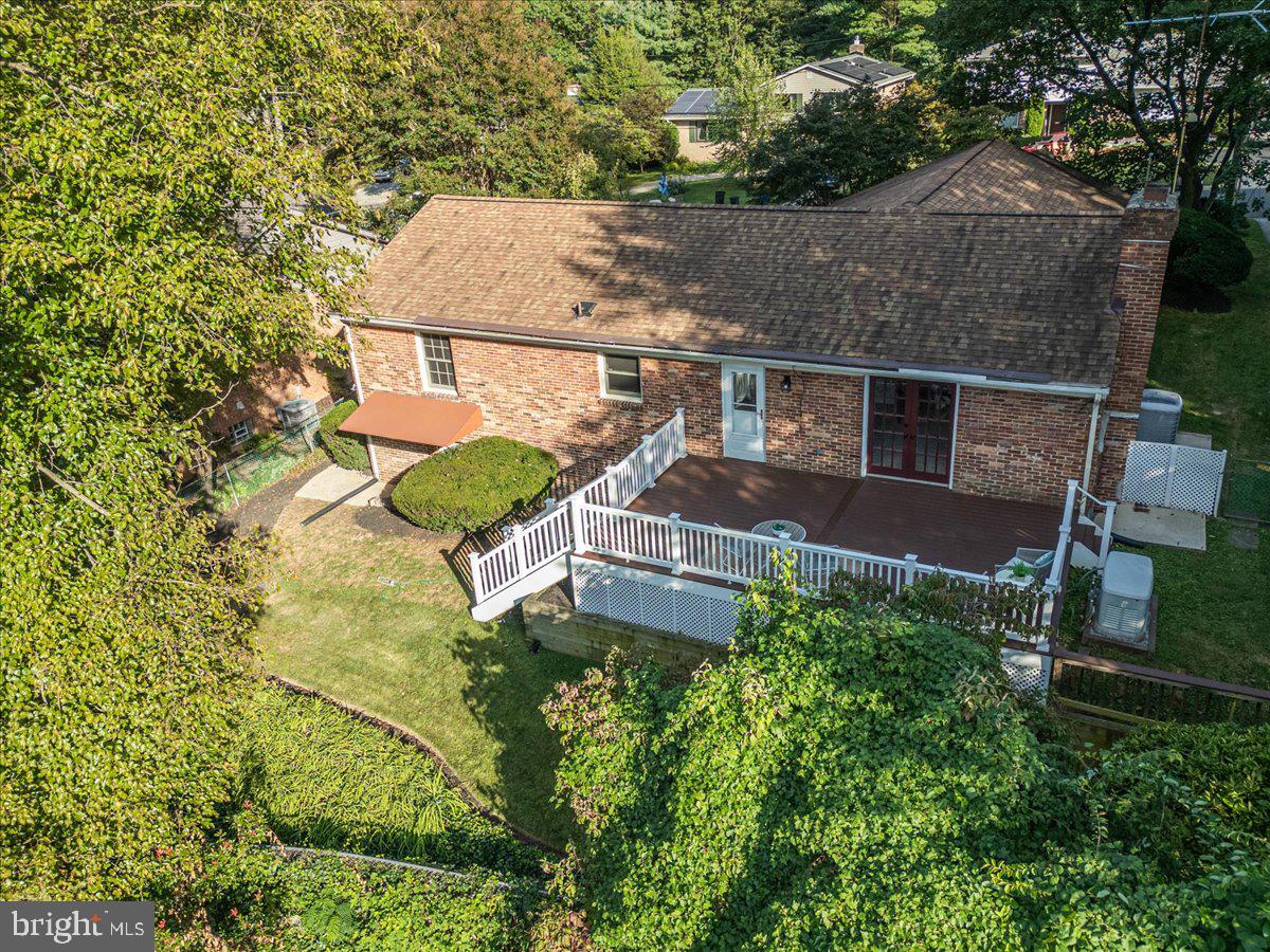 1318 MIDWOOD PLACE