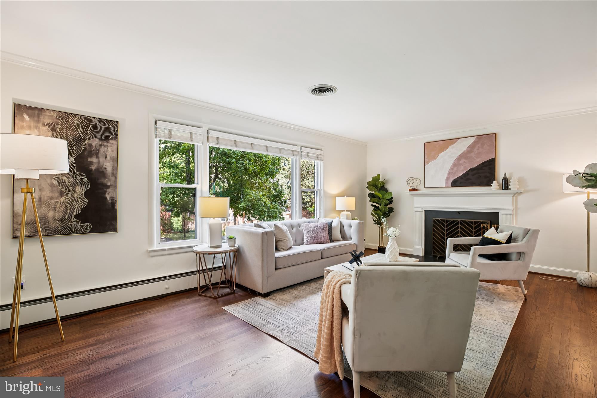 1412 CRESTRIDGE DRIVE