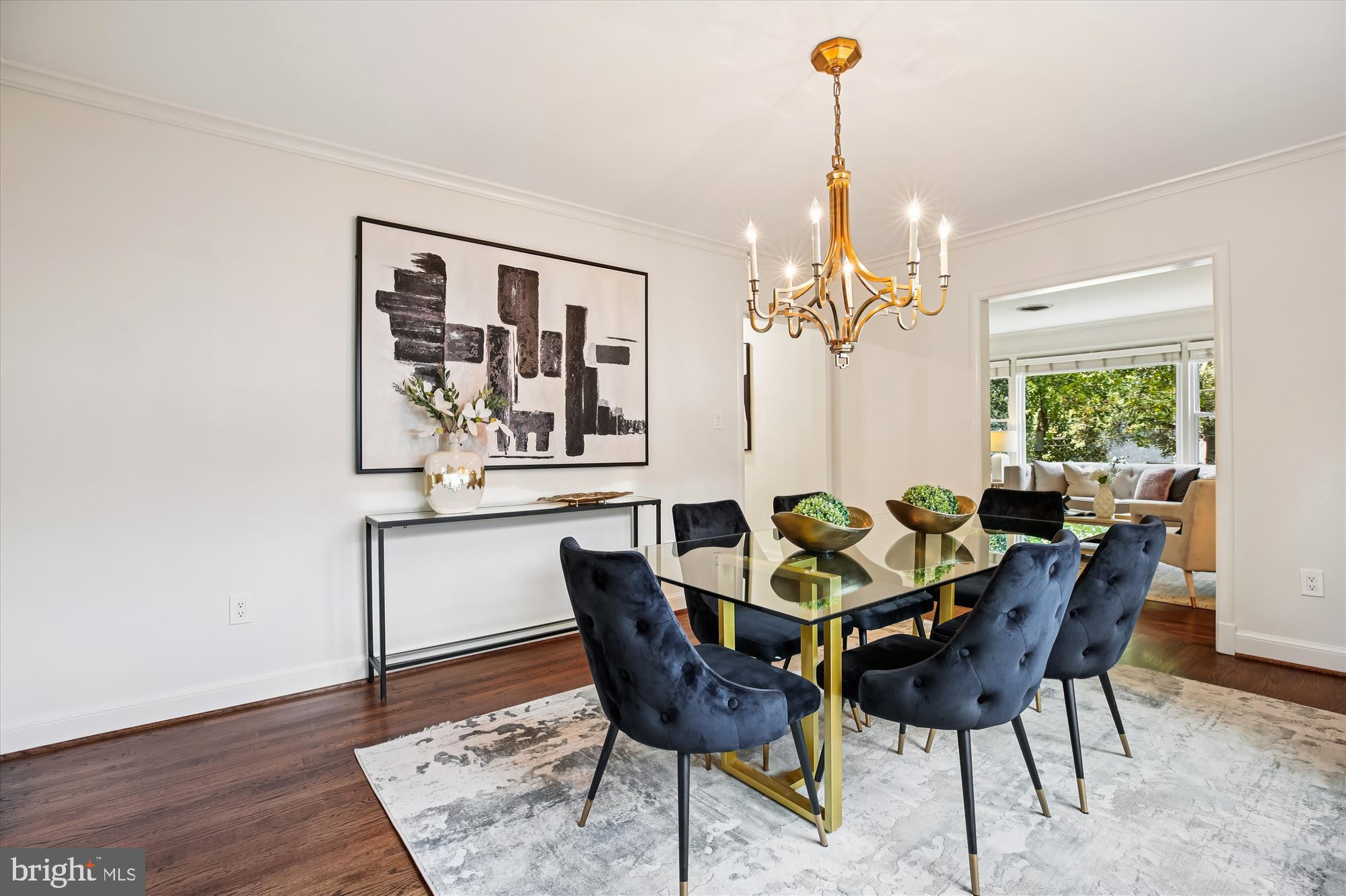 1412 CRESTRIDGE DRIVE