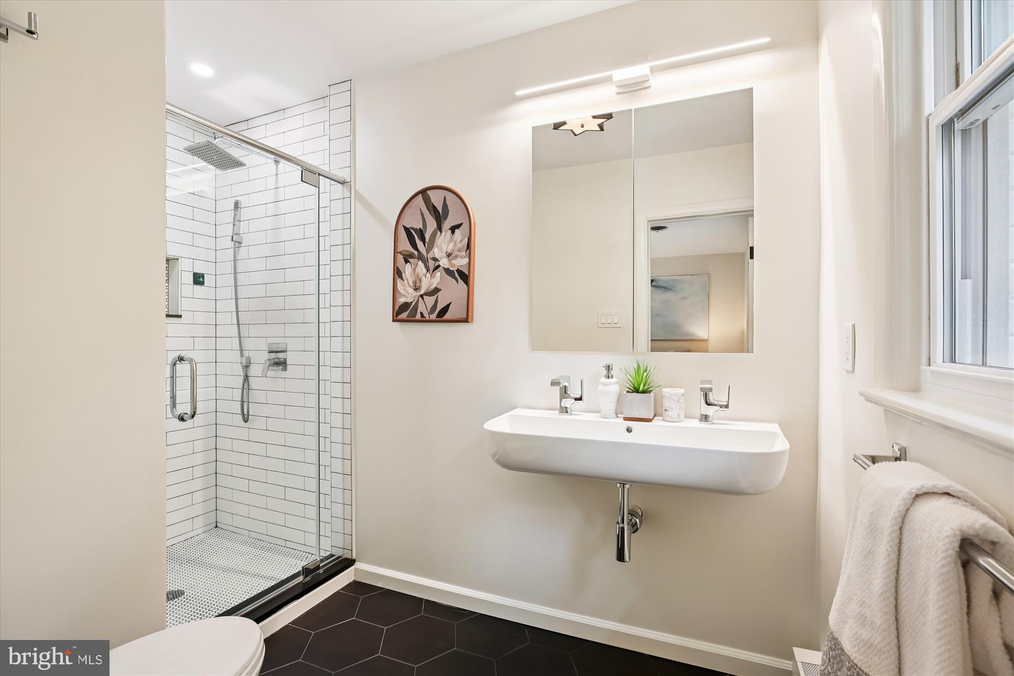 1412 CRESTRIDGE DRIVE