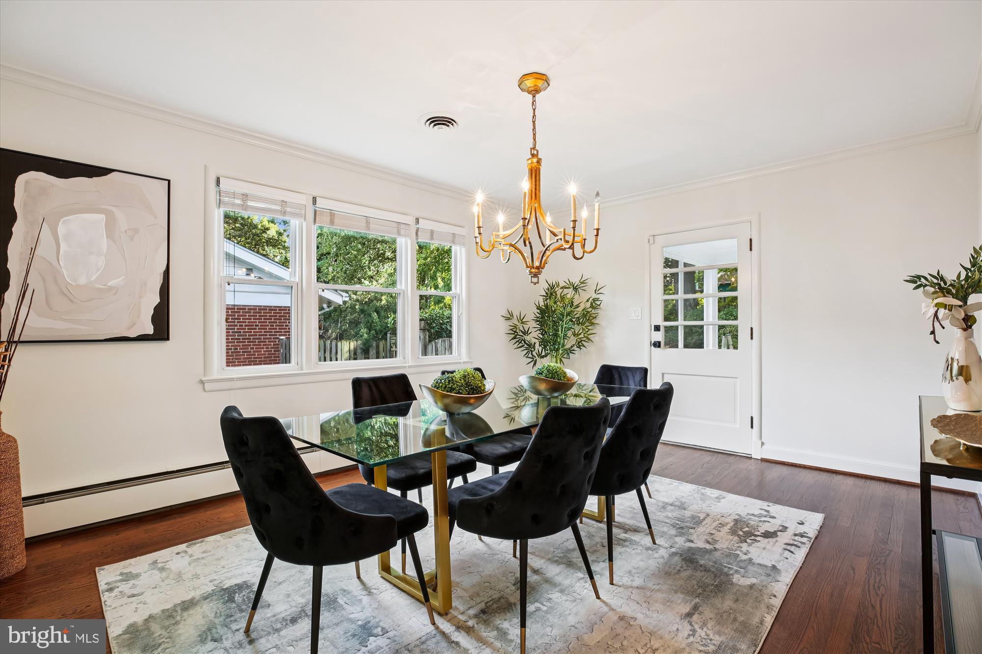 1412 CRESTRIDGE DRIVE