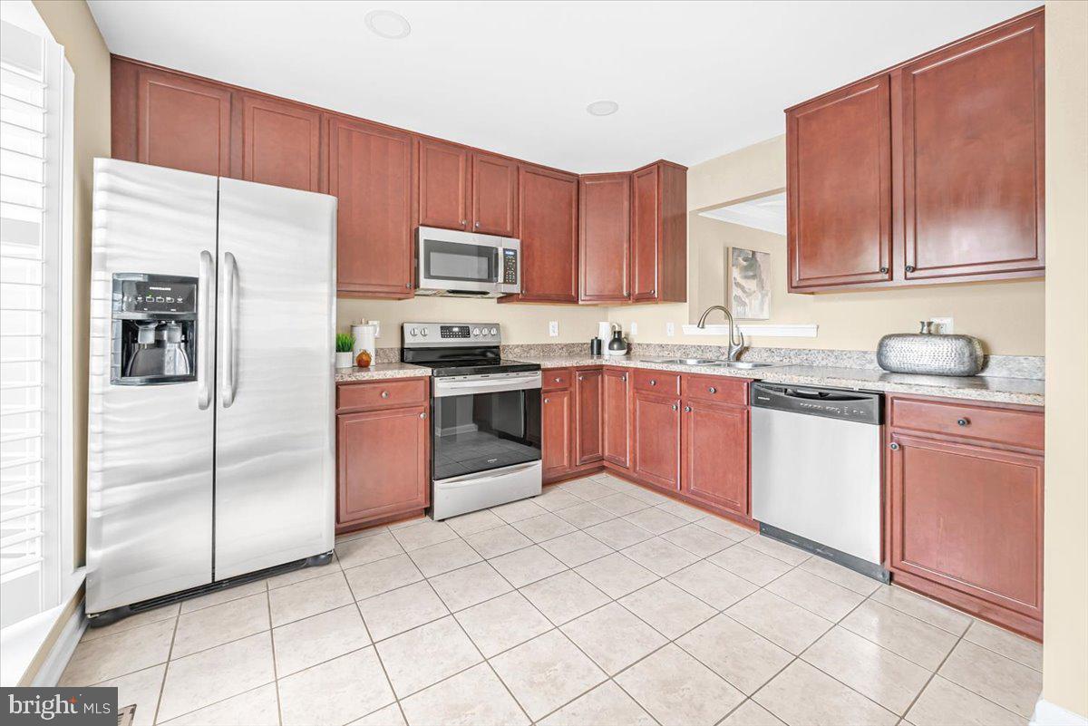 1936 FLOWERING TREE TERRACE