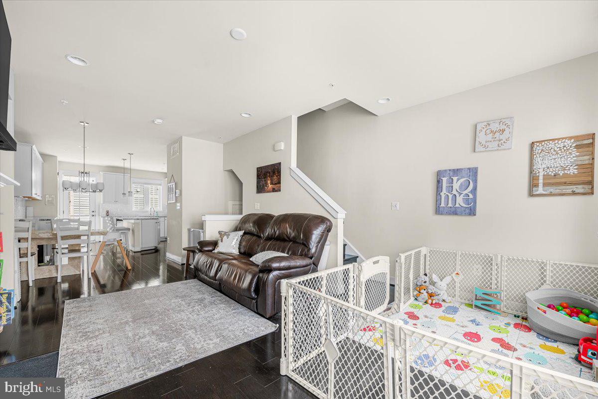 12611 MACAULAY STREET