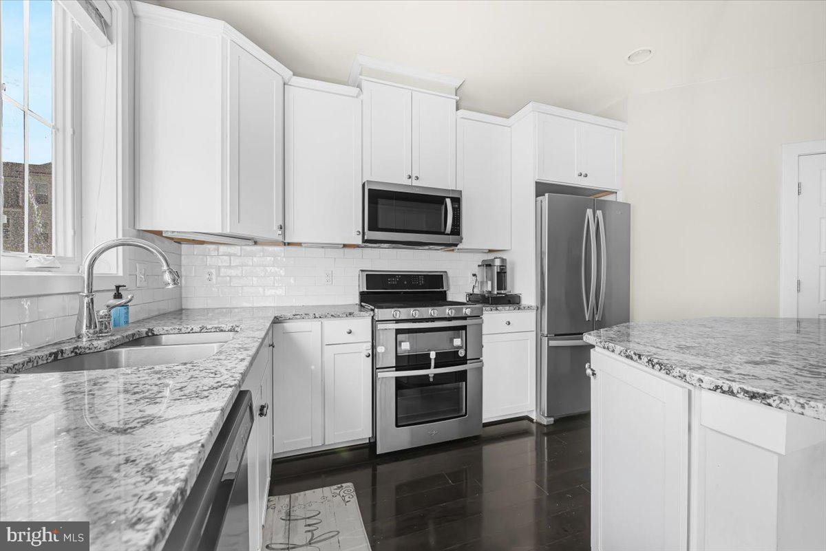 12611 MACAULAY STREET