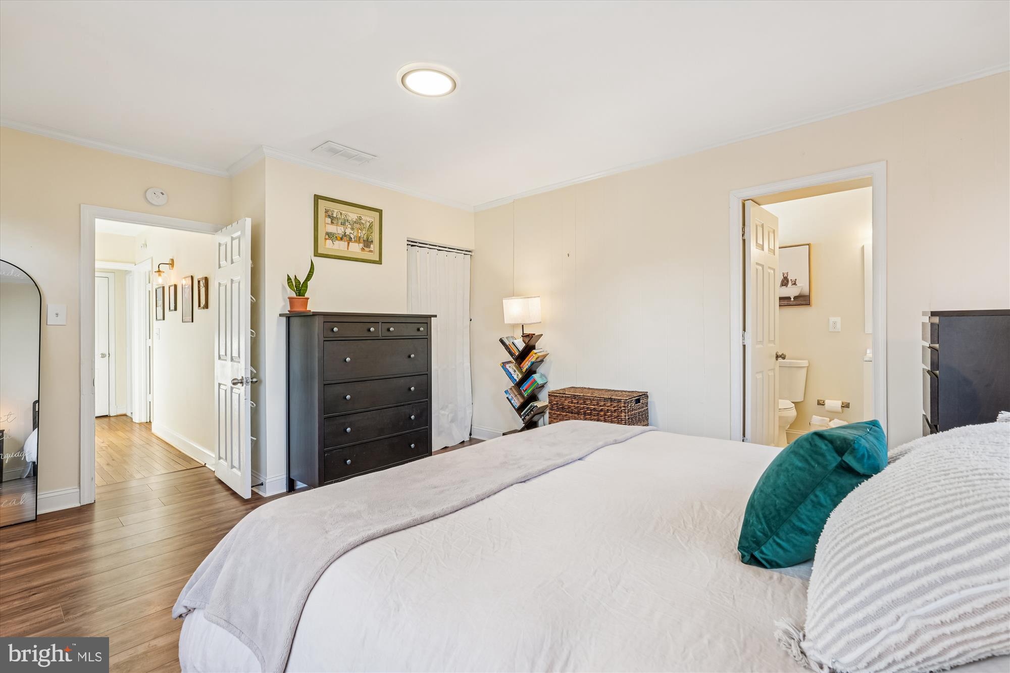 11814 COLLEGE VIEW DRIVE