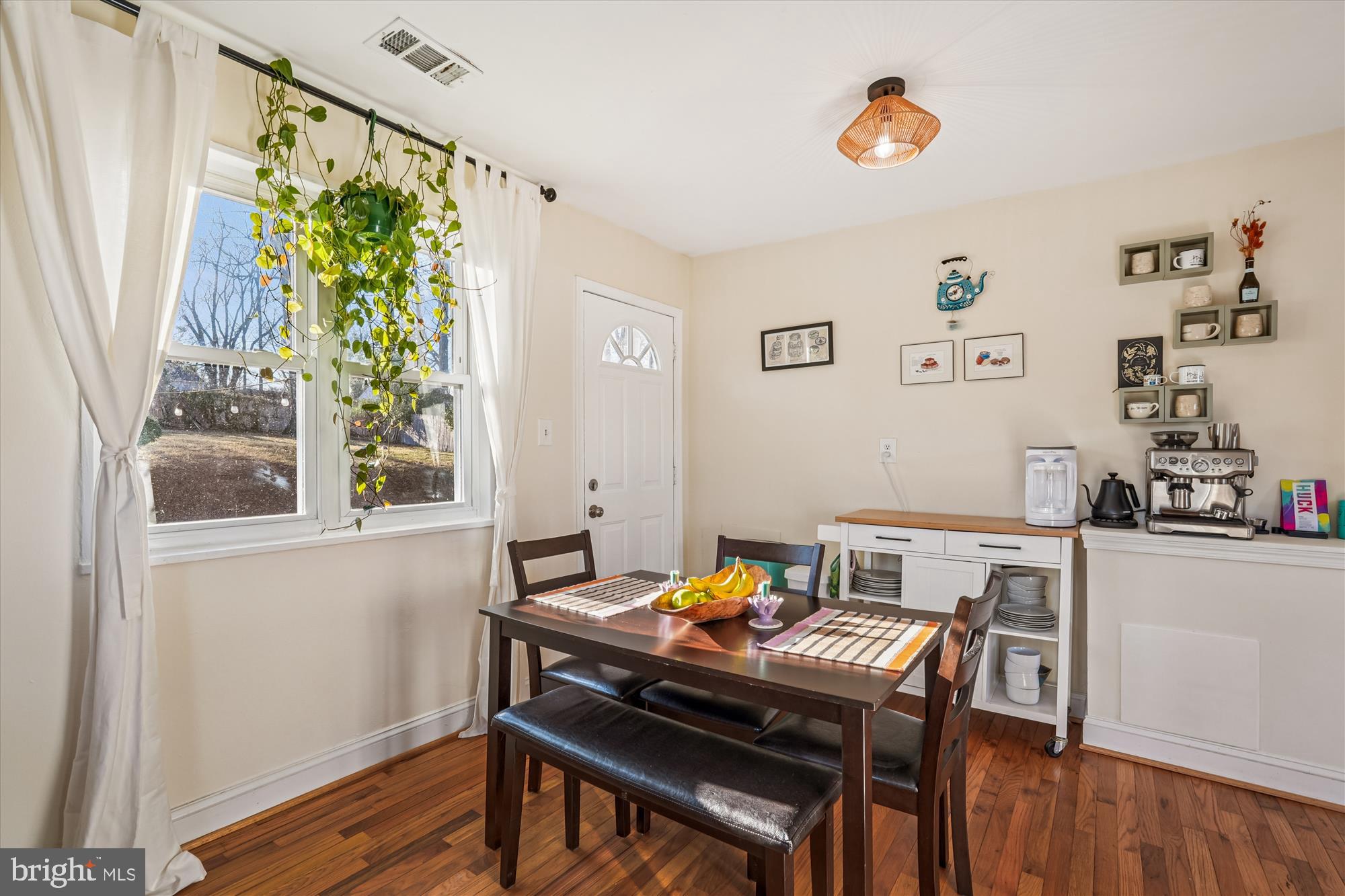 11814 COLLEGE VIEW DRIVE