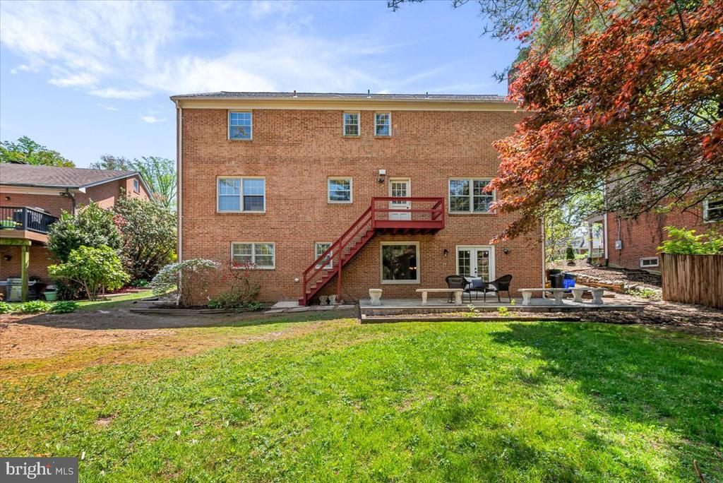 1310 MIDWOOD PLACE
