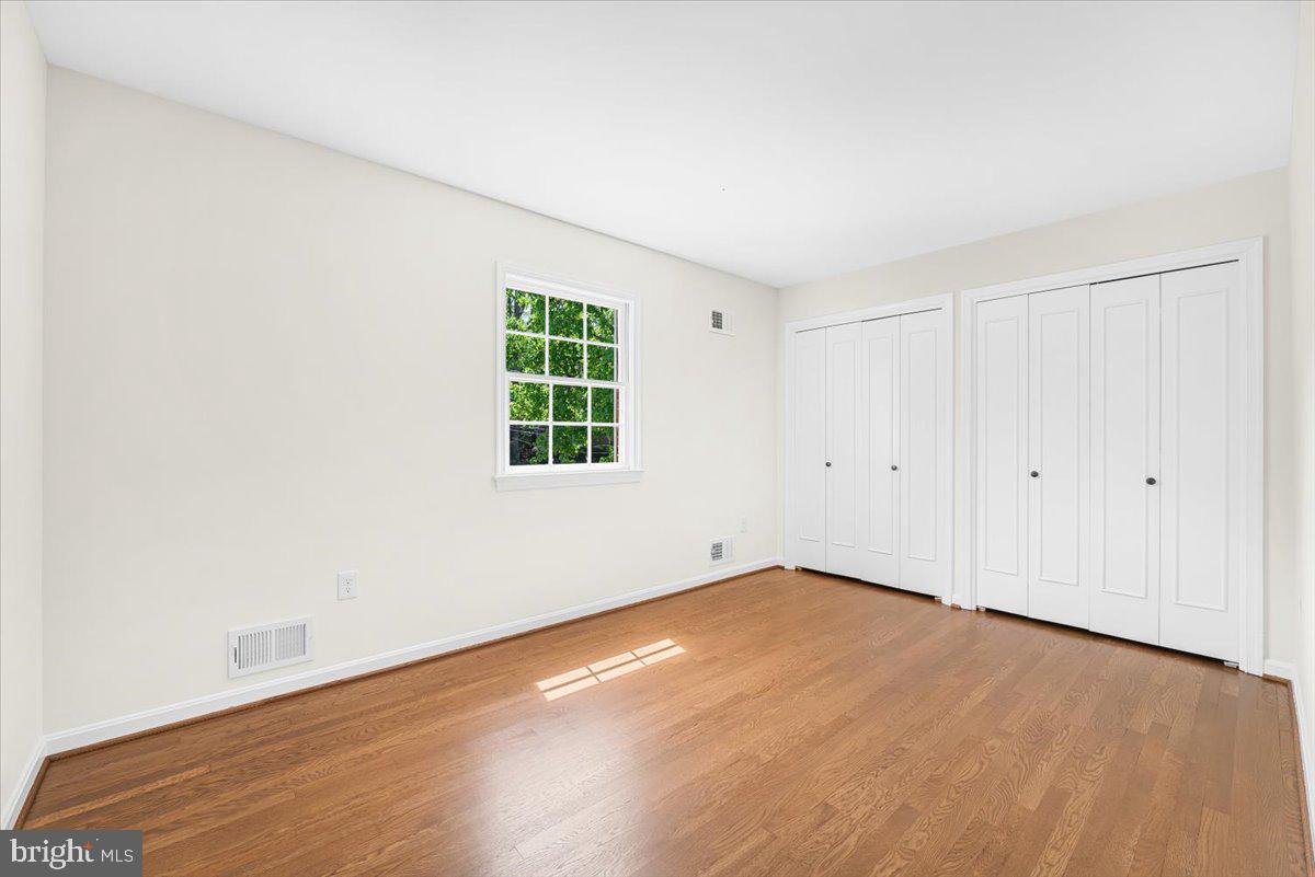 1310 MIDWOOD PLACE