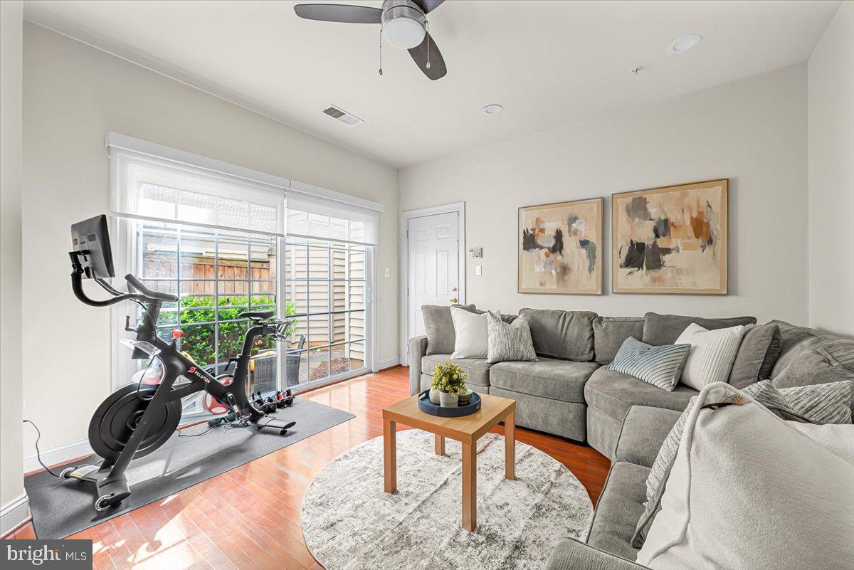 207 CREEK VALLEY LANE