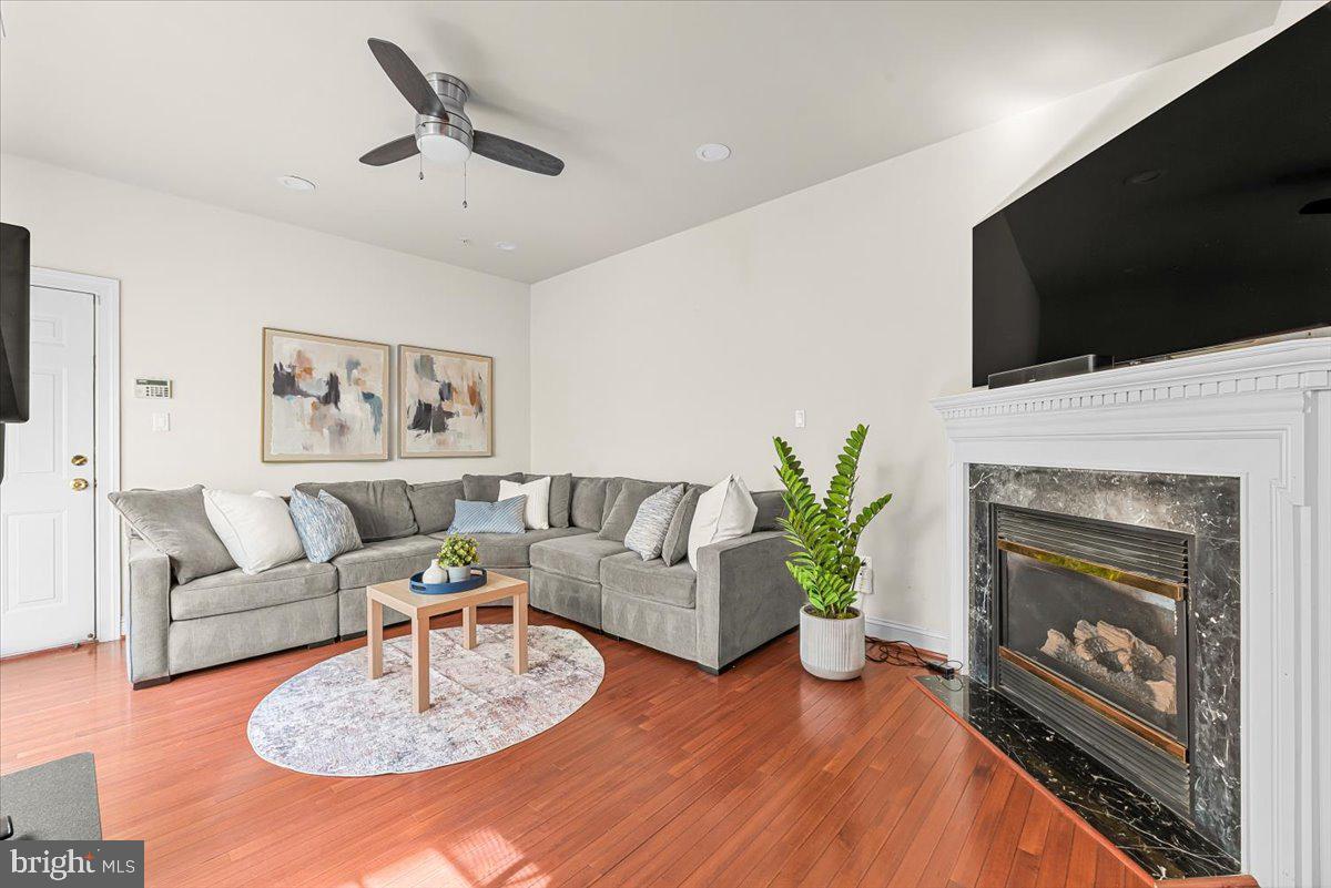 207 CREEK VALLEY LANE