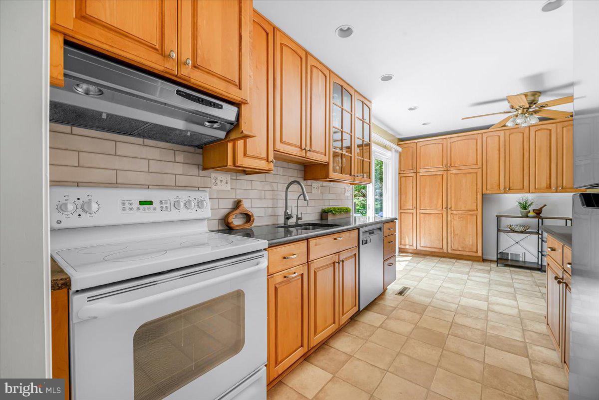 14407 BRIARWOOD TERRACE