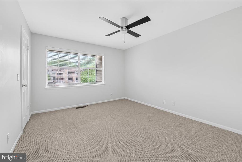 5820 INMAN PARK CIRCLE Unit: 220