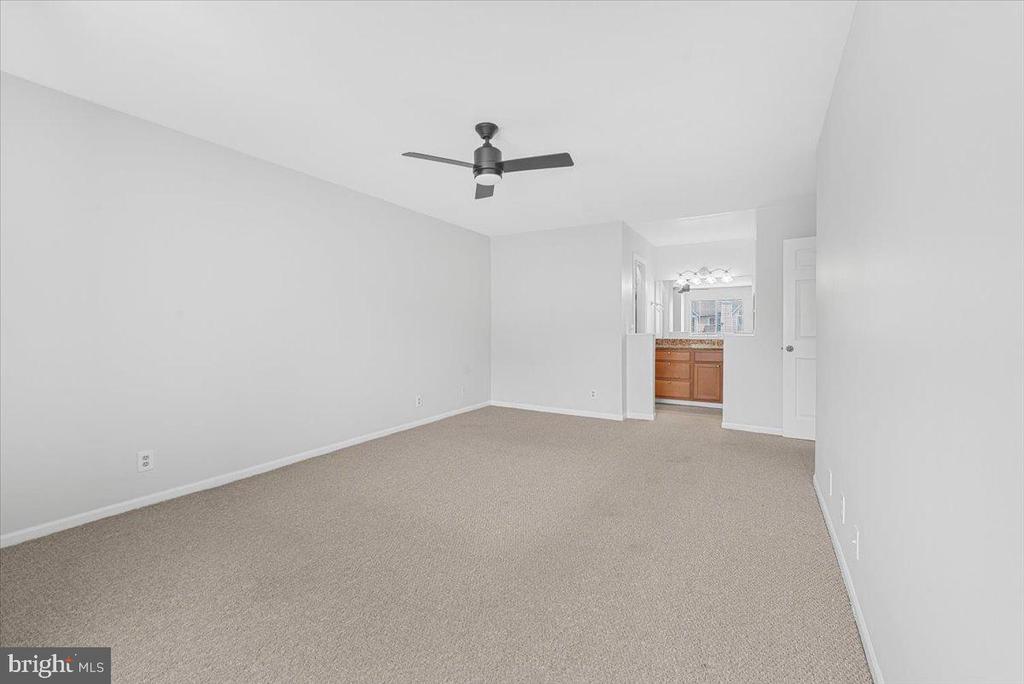 5820 INMAN PARK CIRCLE Unit: 220