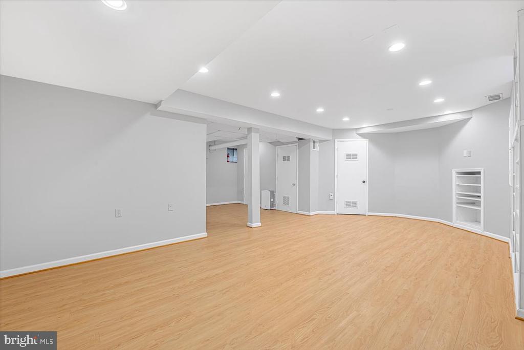 9514 EDGELEY ROAD