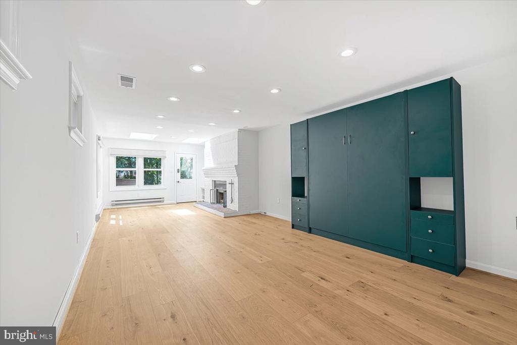 9514 EDGELEY ROAD