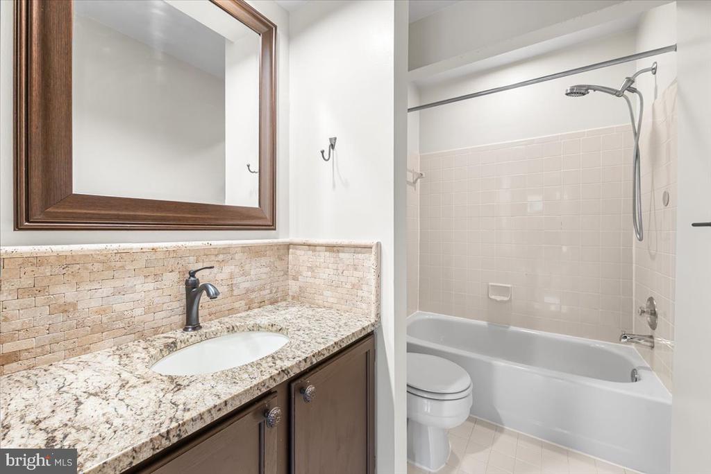 13630 CEDAR CREEK LANE