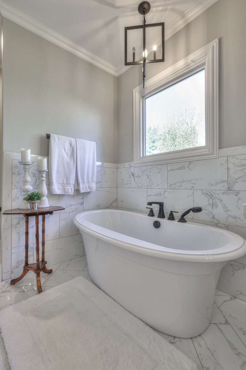 2522 Saint James Dr