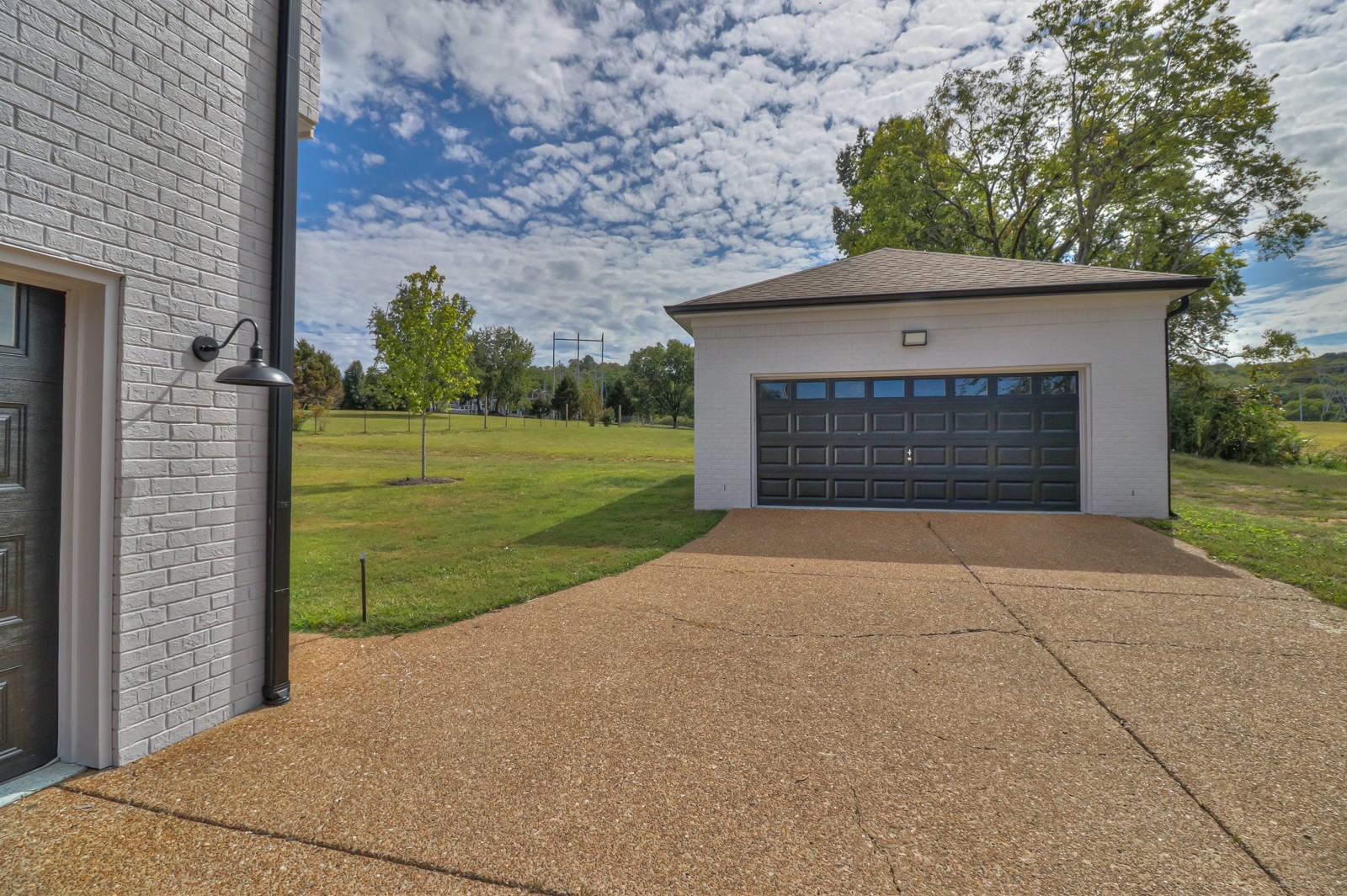 2289 Henpeck Ln