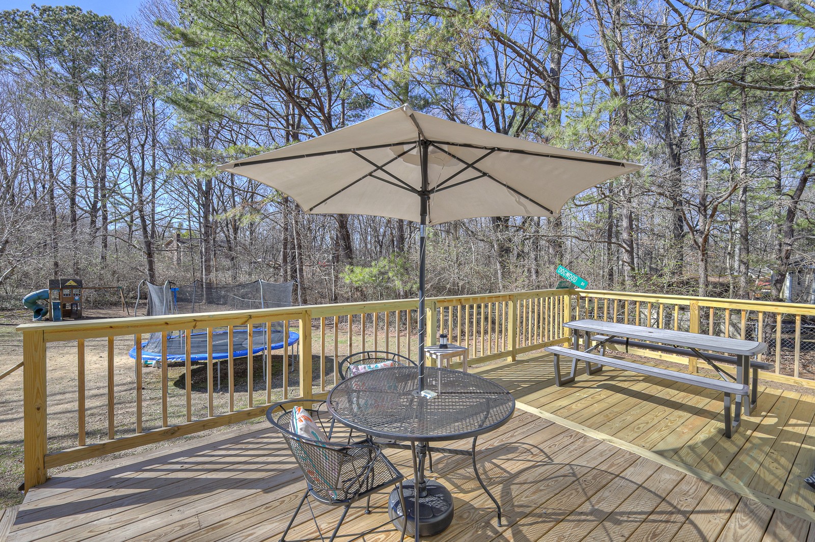 7101 Dogwood Ct
