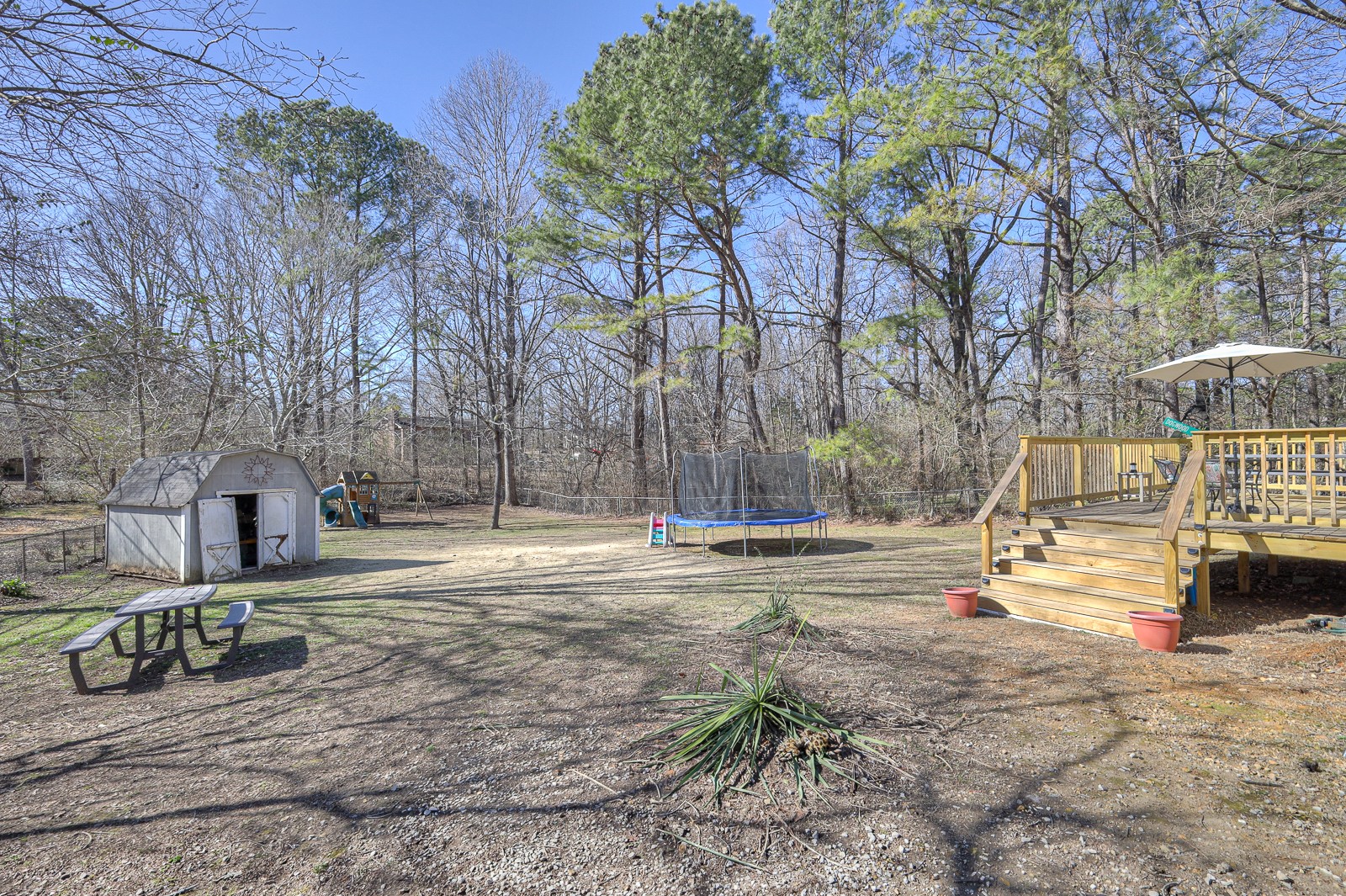 7101 Dogwood Ct