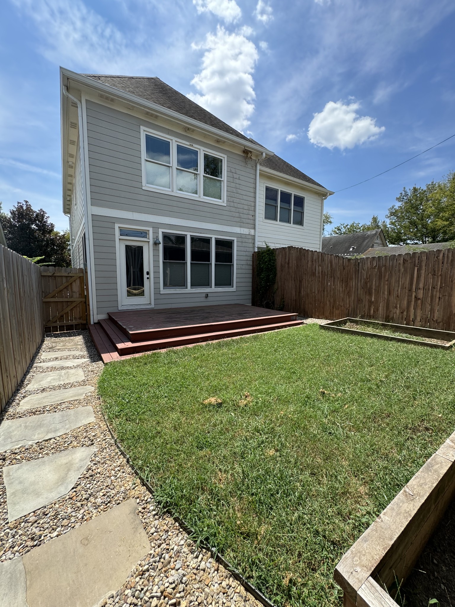 5402A Pennsylvania Ave