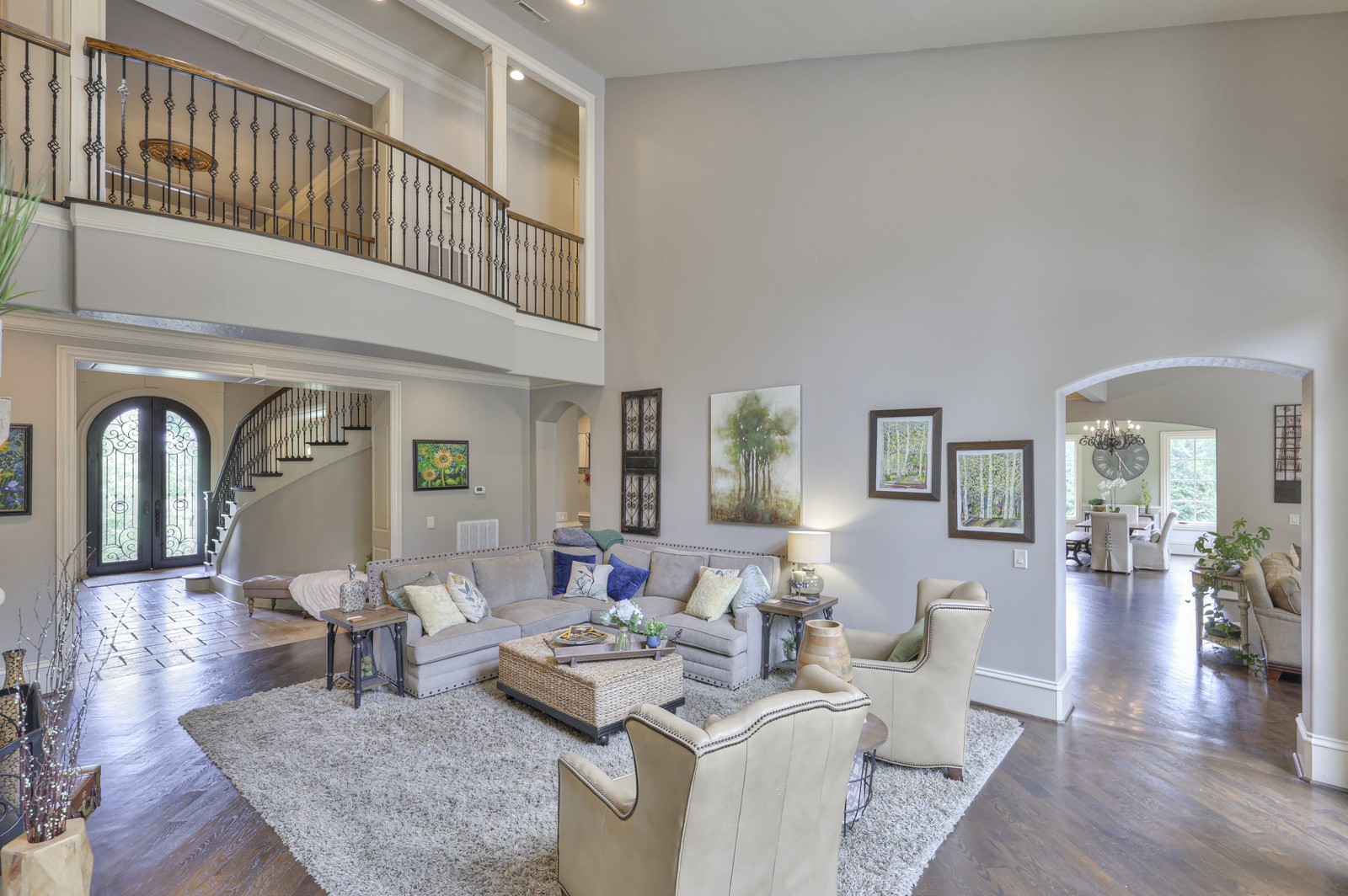 9545 Sanctuary Pl