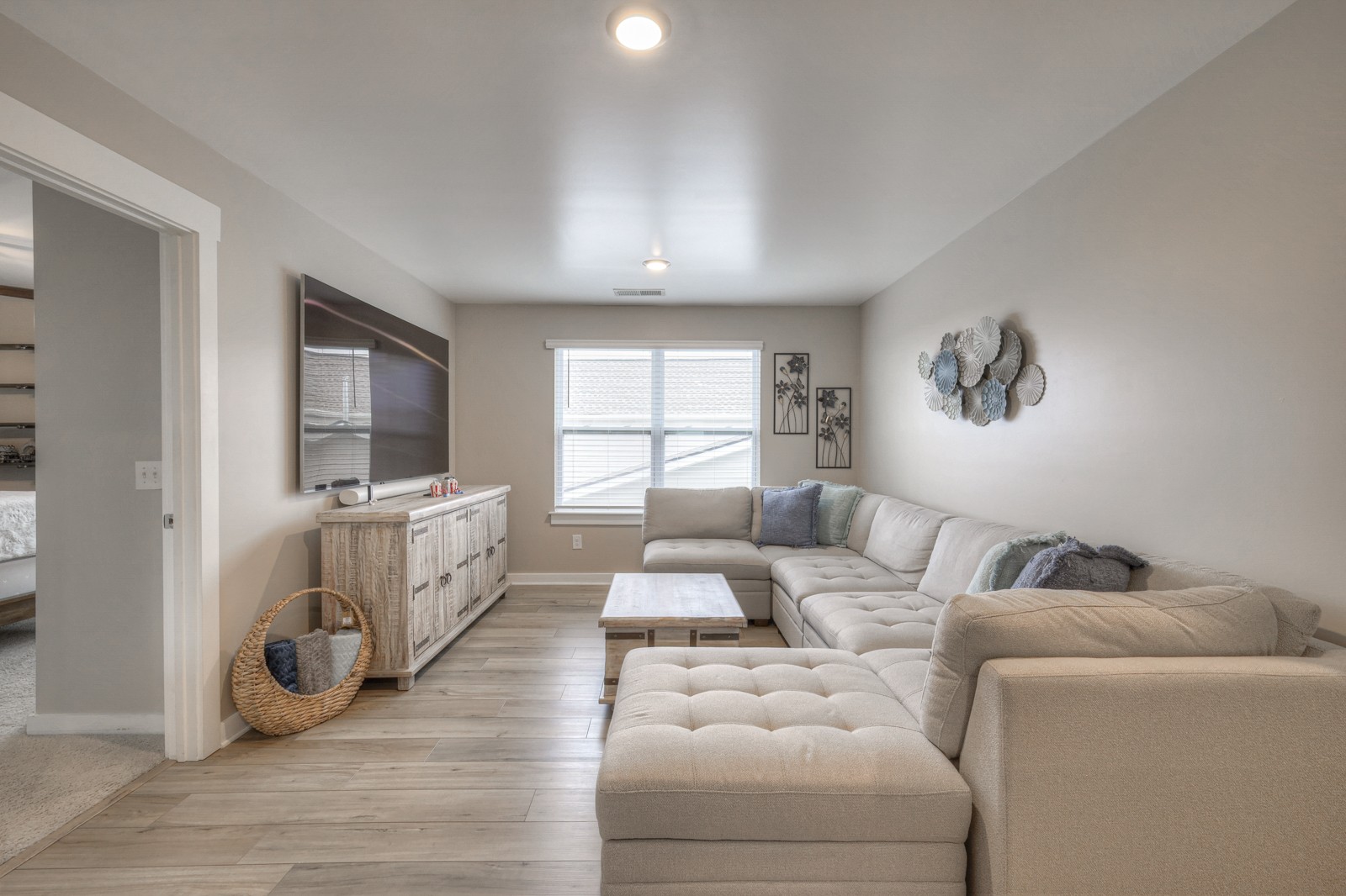 732 Ewell Farm Dr