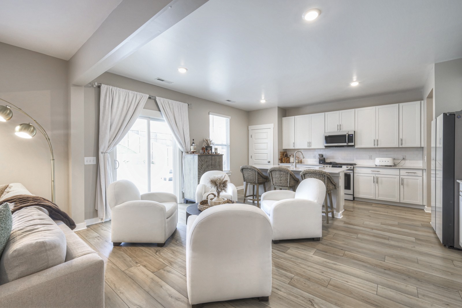 732 Ewell Farm Dr