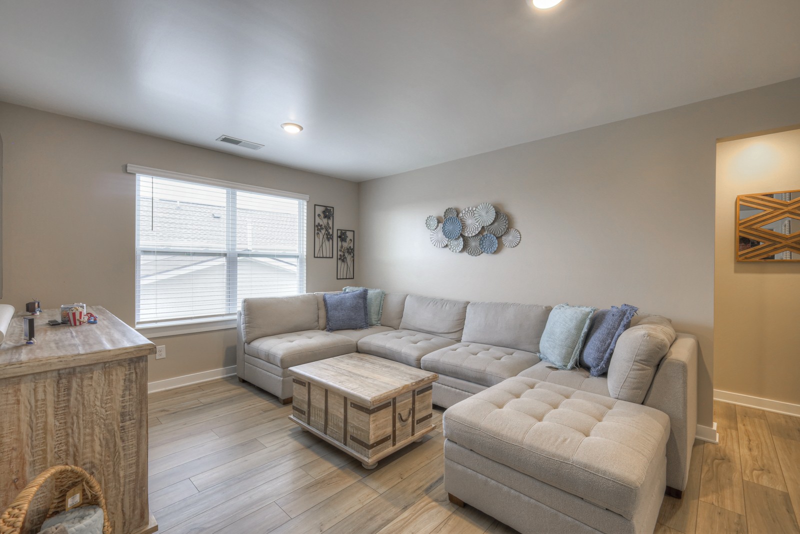 732 Ewell Farm Dr