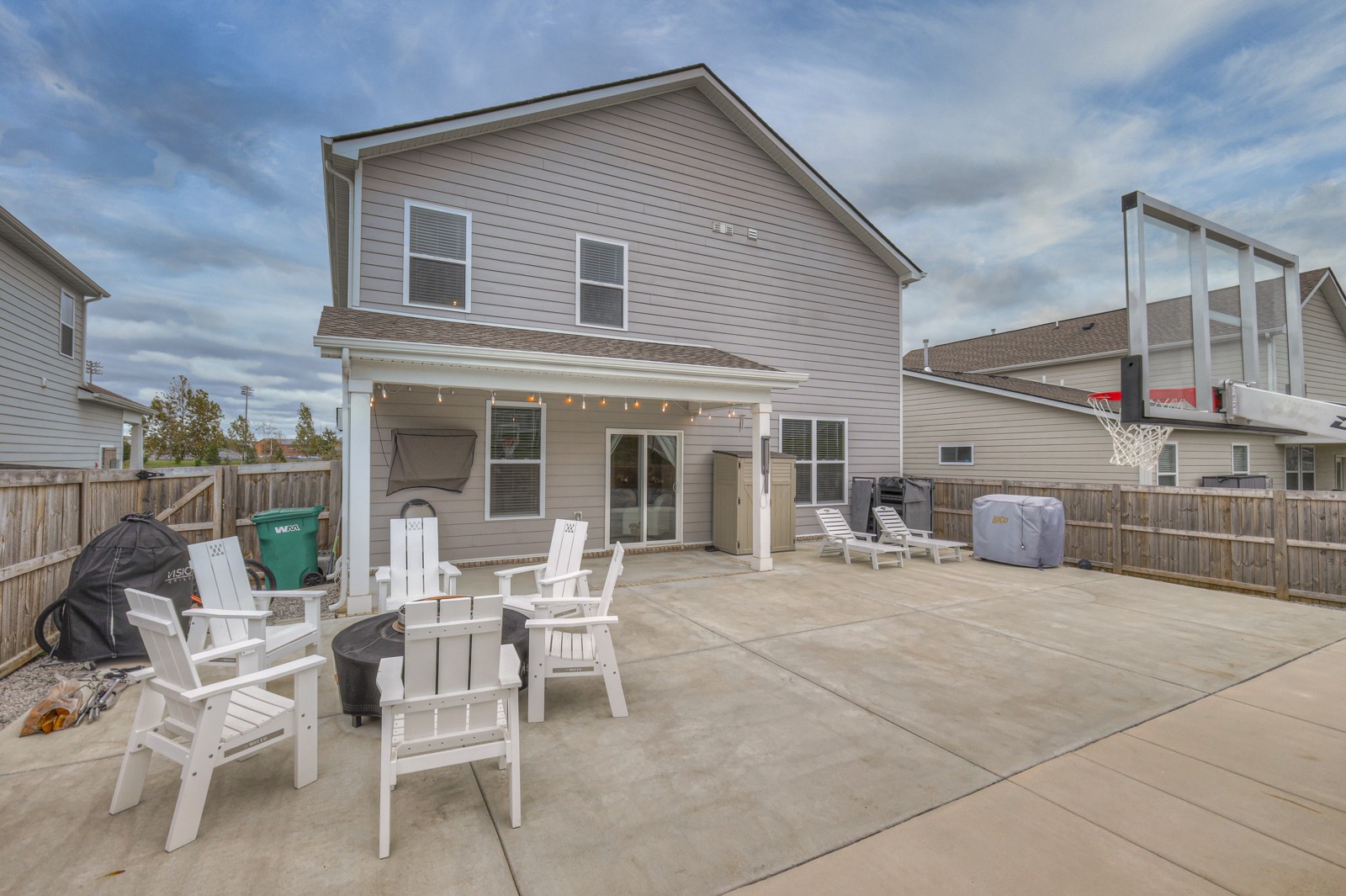 732 Ewell Farm Dr
