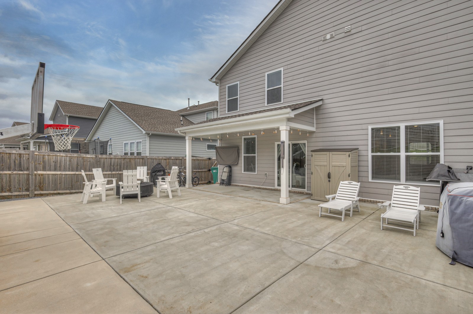 732 Ewell Farm Dr