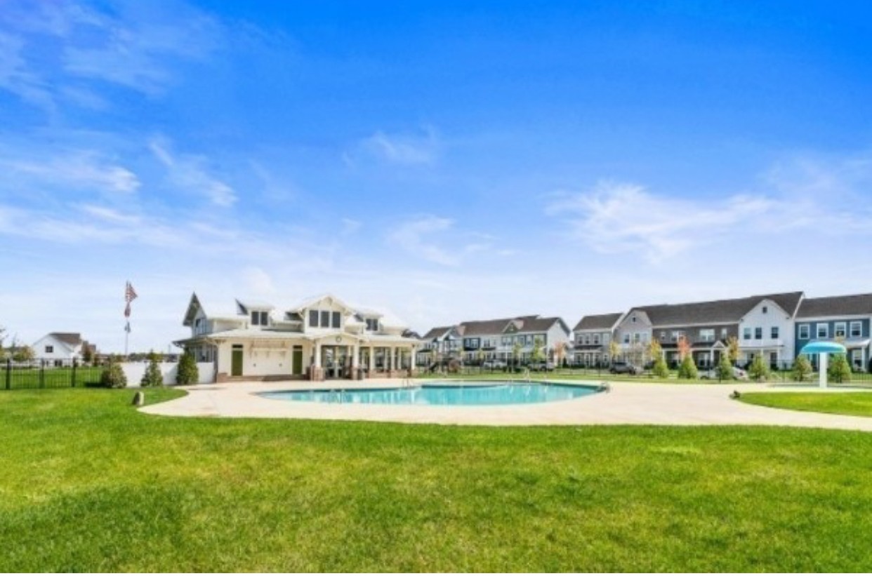 732 Ewell Farm Dr