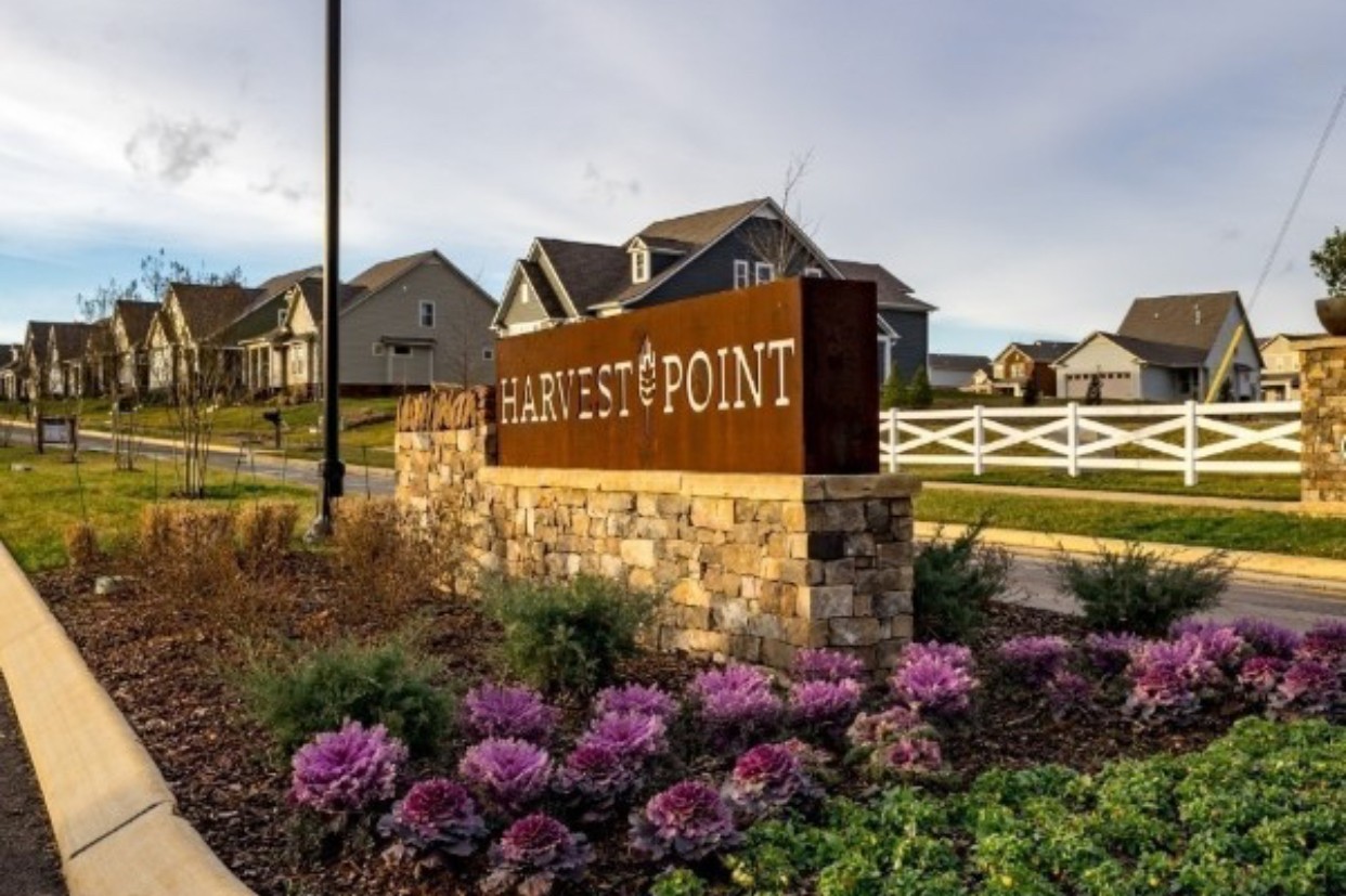 732 Ewell Farm Dr