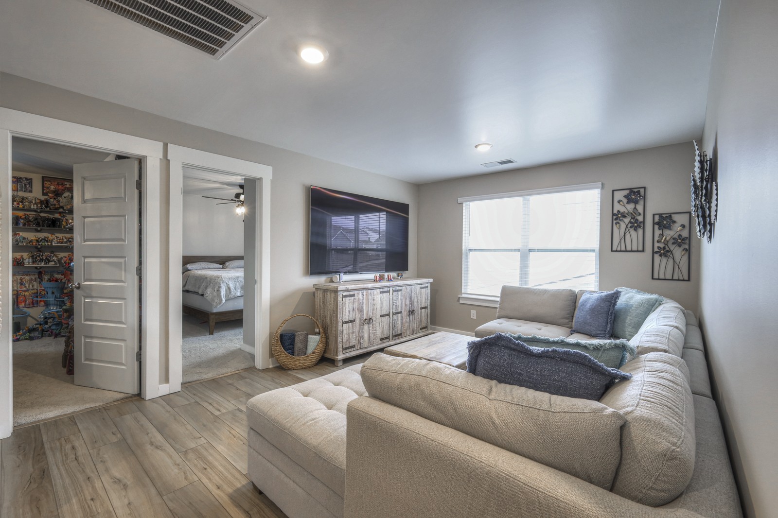732 Ewell Farm Dr