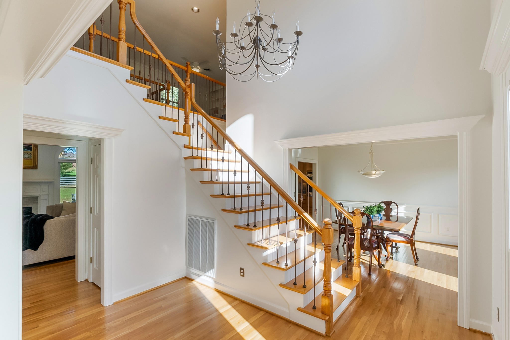 2530 Saint James Dr