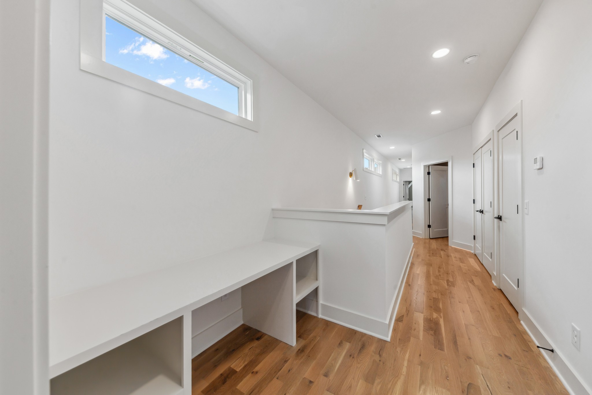 2706A Bronte Ave