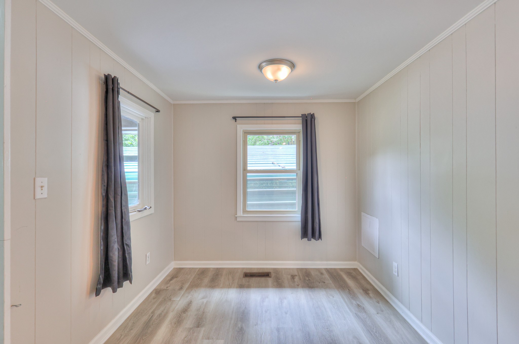 121 Rainbow Cir