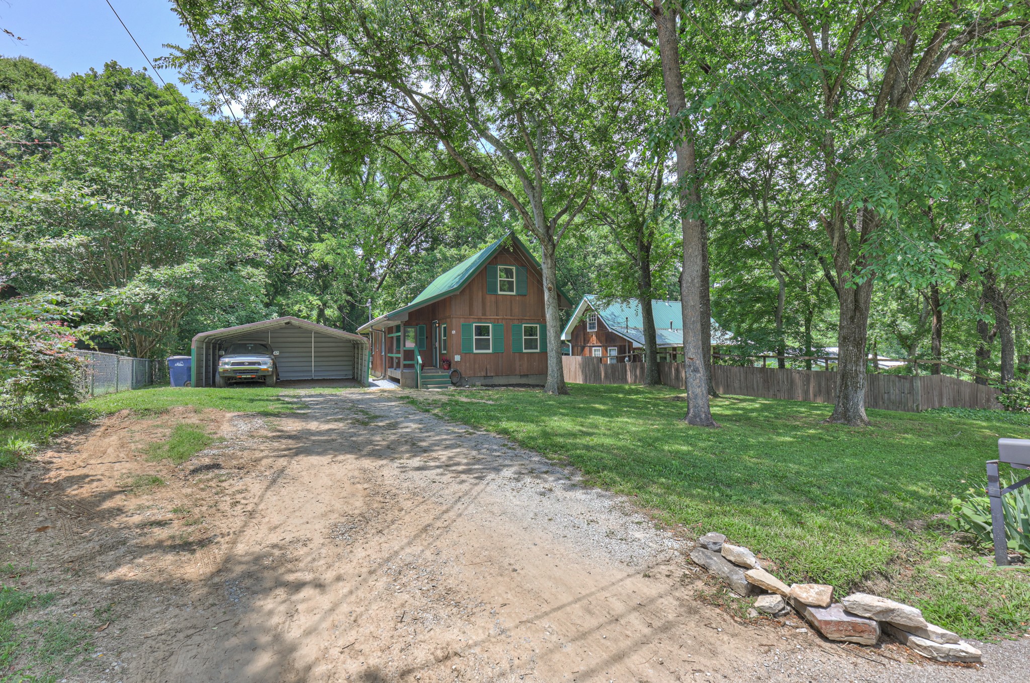 121 Rainbow Cir