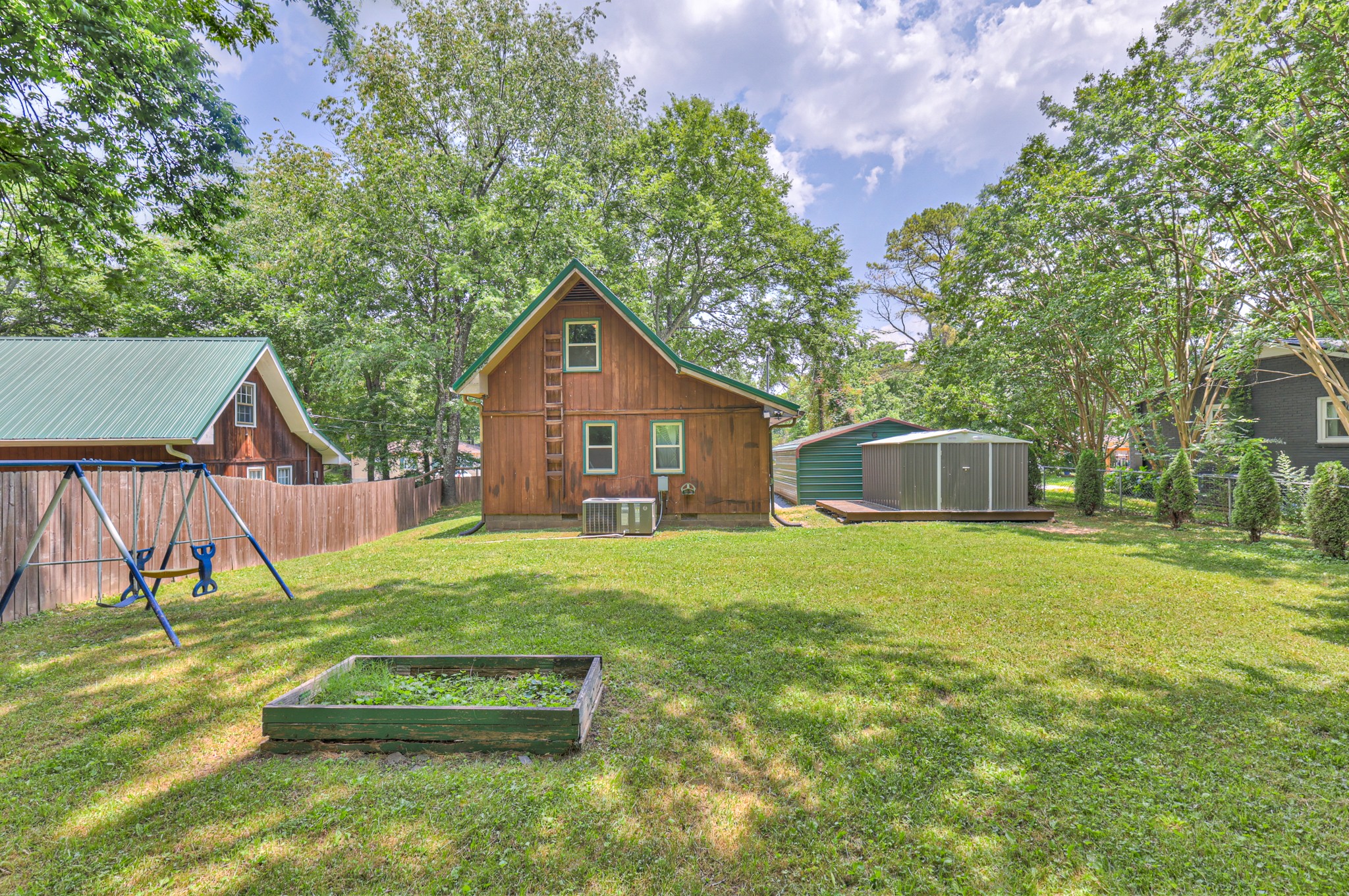 121 Rainbow Cir