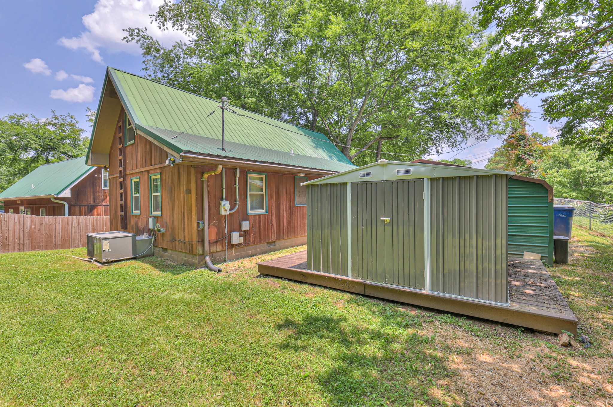 121 Rainbow Cir
