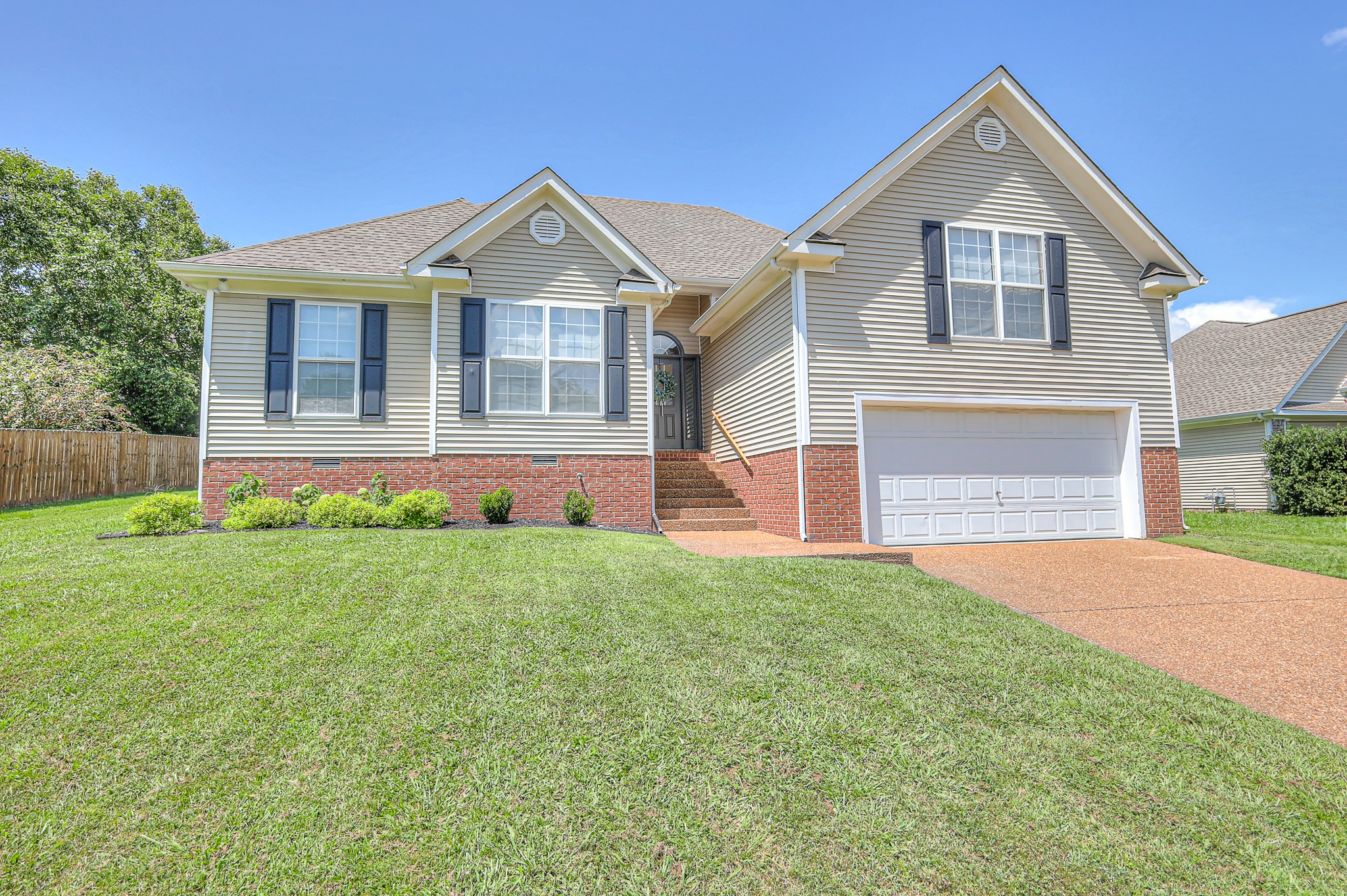 2808 Lafayette Dr