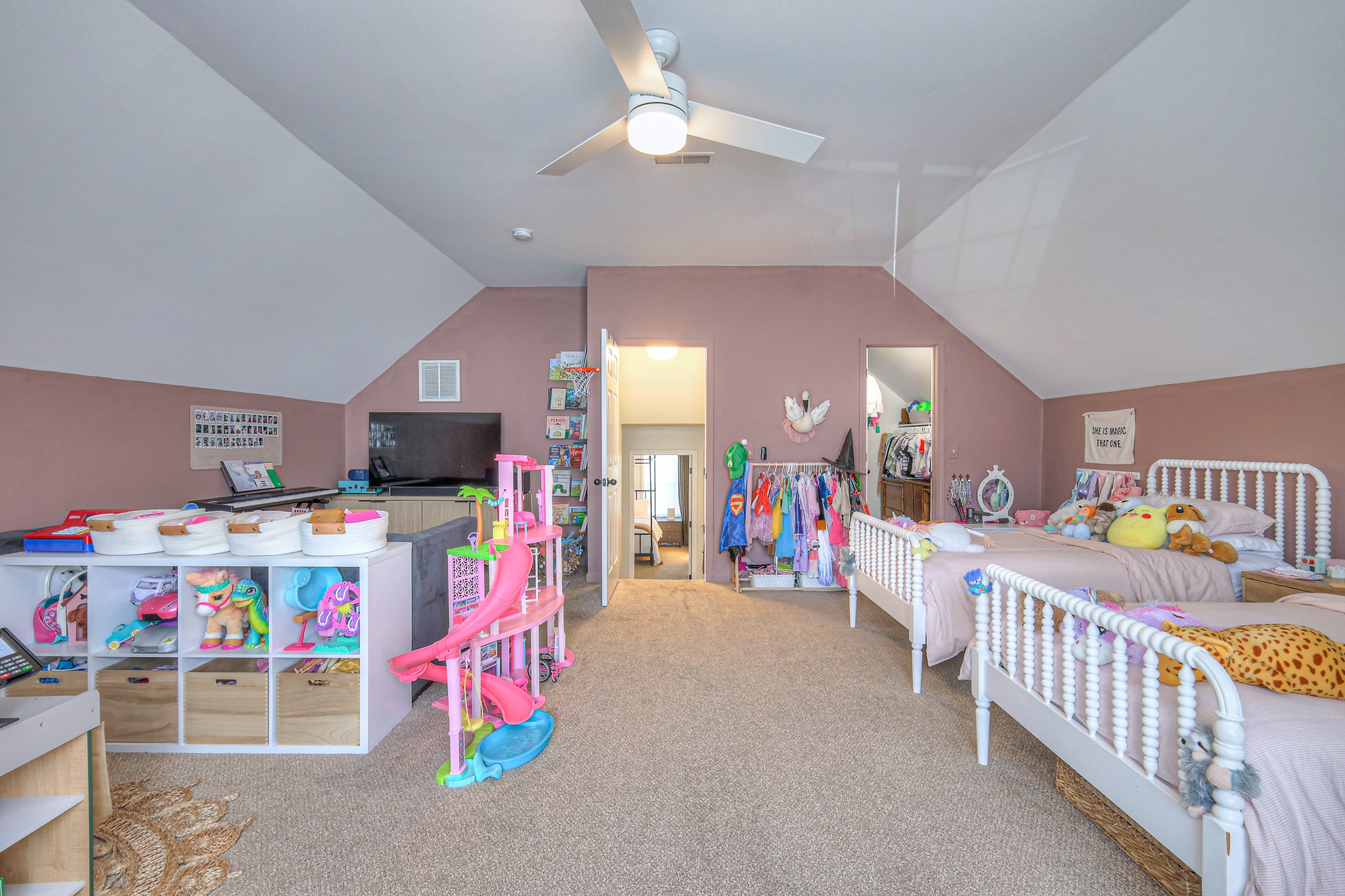 2808 Lafayette Dr