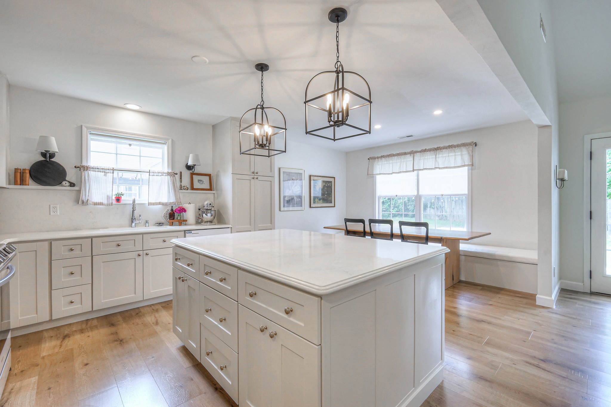 2808 Lafayette Dr