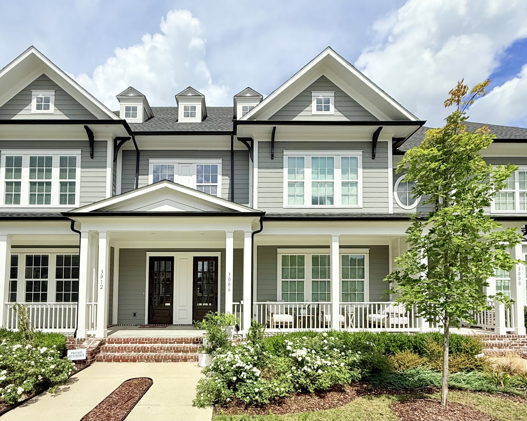3006 Long Branch Cir