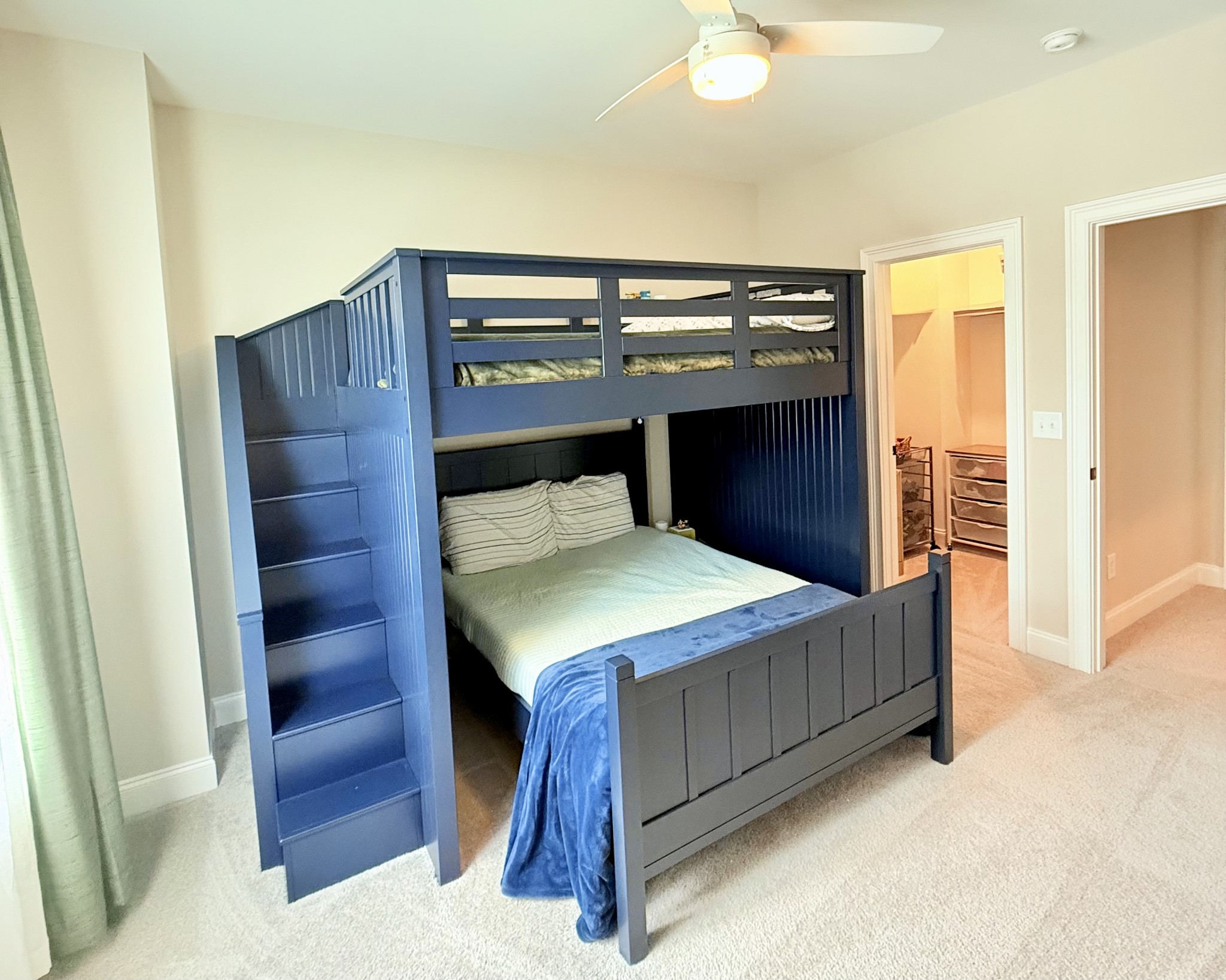 3006 Long Branch Cir