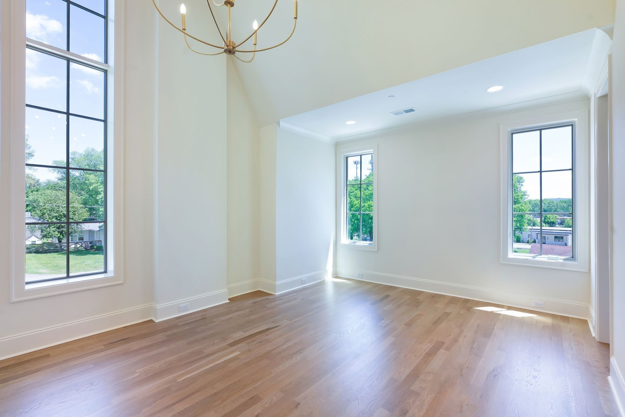 111 Keyway Dr