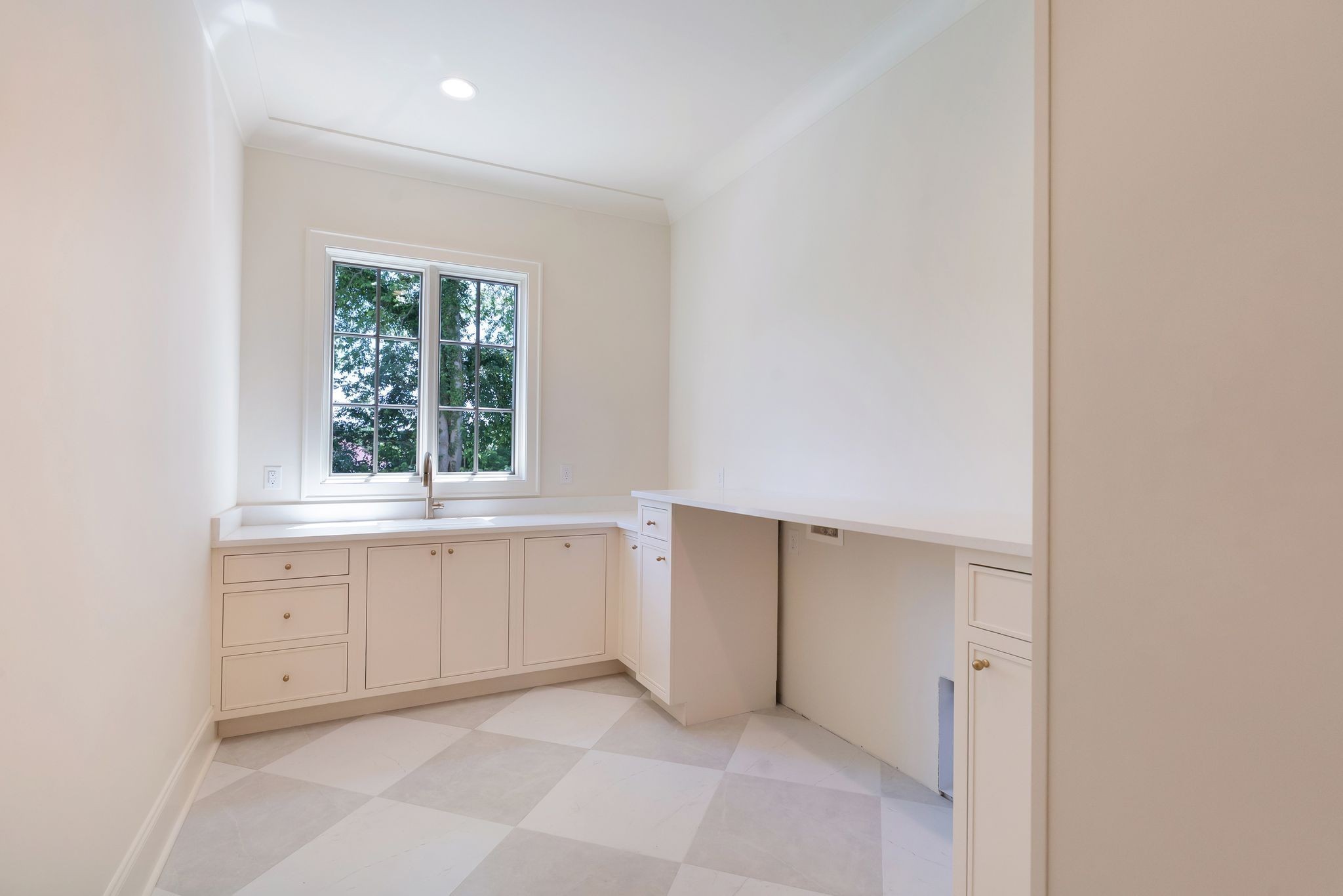 111 Keyway Dr
