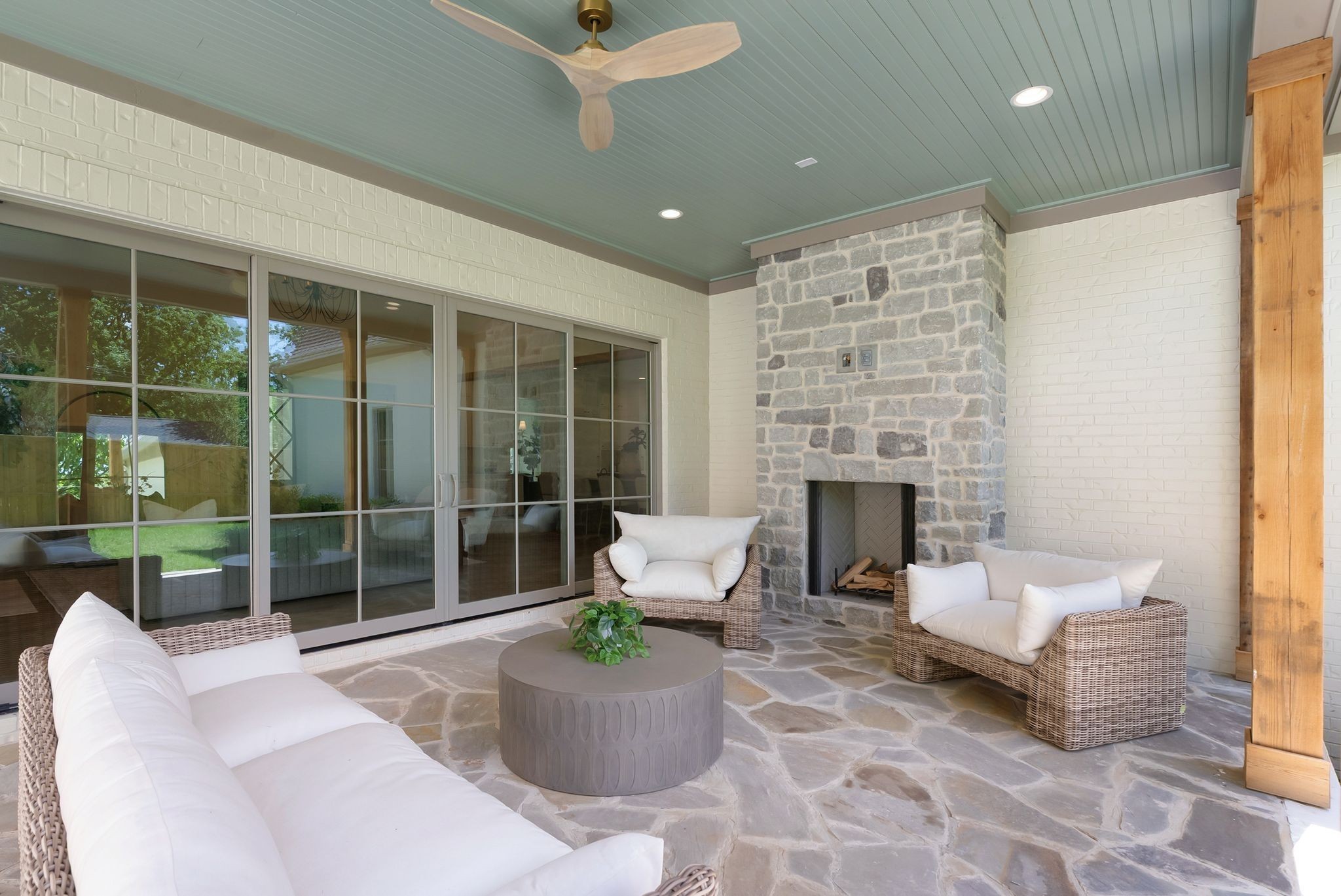 111 Keyway Dr